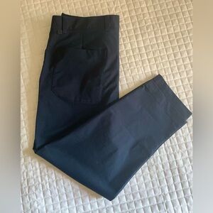 Lululemon Like New Mens 34” Relaxed Tapered Trouser - Navy